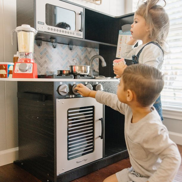 Chef’s Pretend Play Toy Kitchen With “Ice” Cube Dispenser – Charcoal