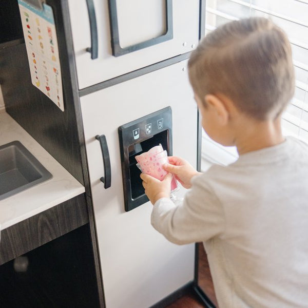 Chef’s Pretend Play Toy Kitchen With “Ice” Cube Dispenser – Charcoal