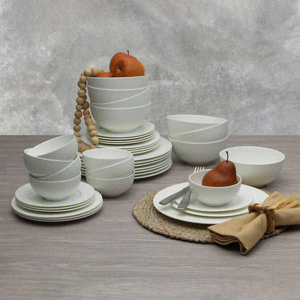 Mikasa Lattice 40 piece Bone China Dinnerware Set For 8 US2DK